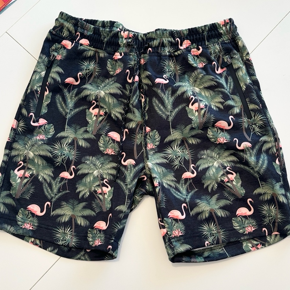 Burnside Lounge Shorts/Flamingo and Palms/ Cotton Stretch Fleeced waist 36 NWOT - Picture 5 of 10